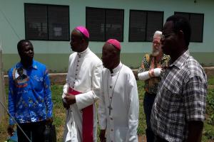 Kuu Ireme and others at St. Louis school in WA